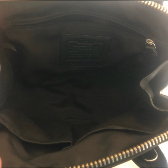 Black Coach purse - Picture 3 of 9